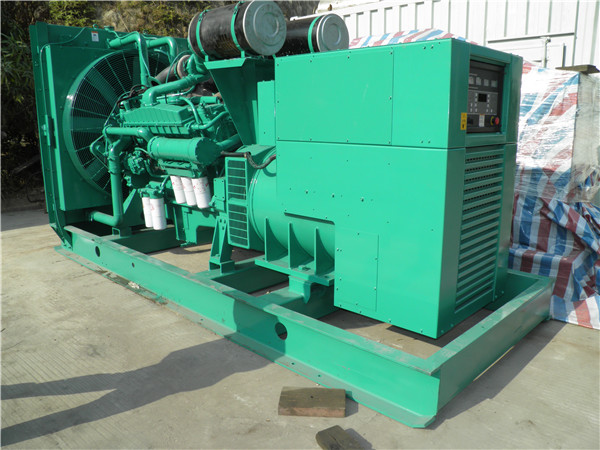 青阳发电机租赁-厂家给大家介绍发电机失磁现象