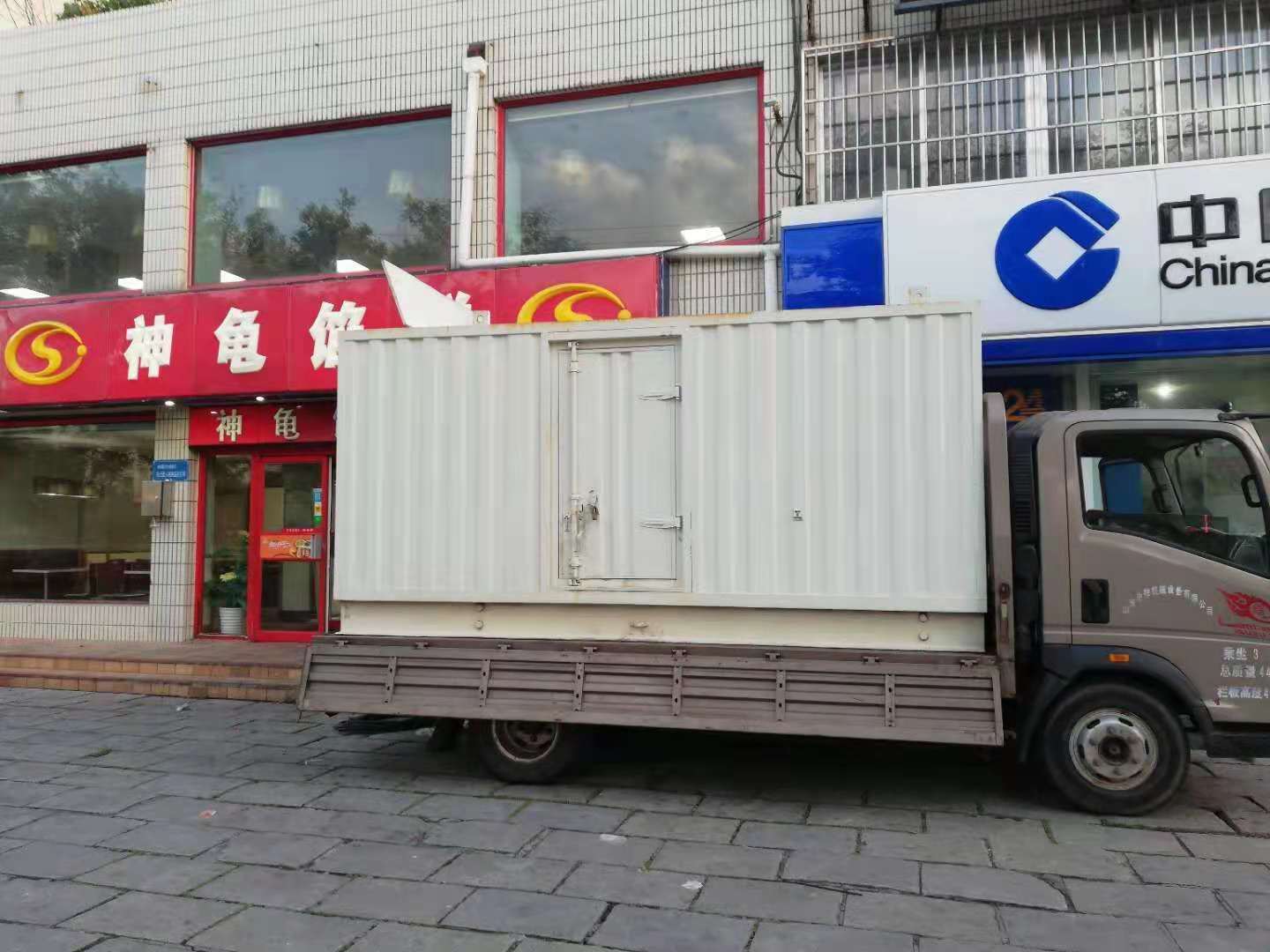 青阳出租发电机-柴油发电机组错误的启动方式