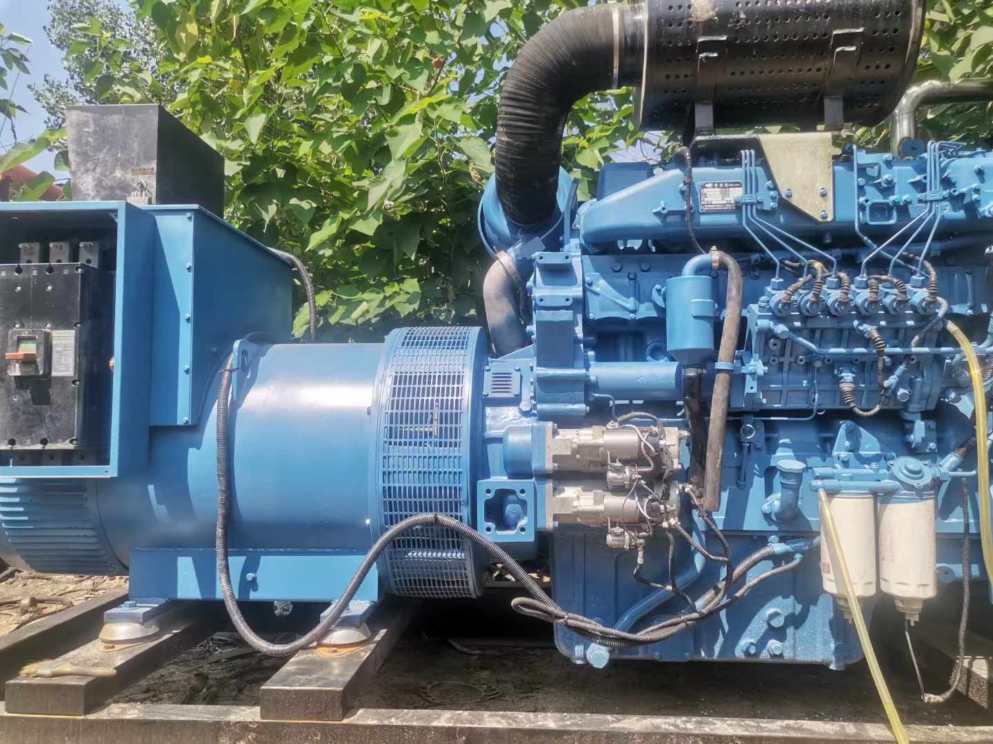青阳详细说明降低 800kW 柴油发电机输出电流波动的方法